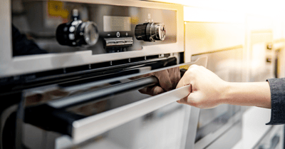 How to Fix an Oven Door That Won’t Shut Properly?